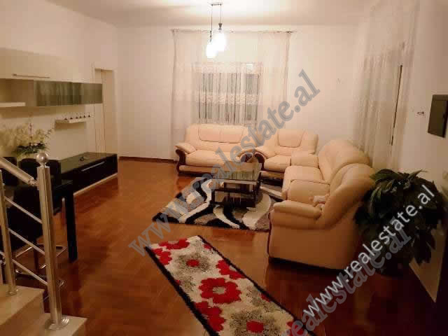 Three storey villa for sale in Budul area in Kruja city (KRS-818-1L)